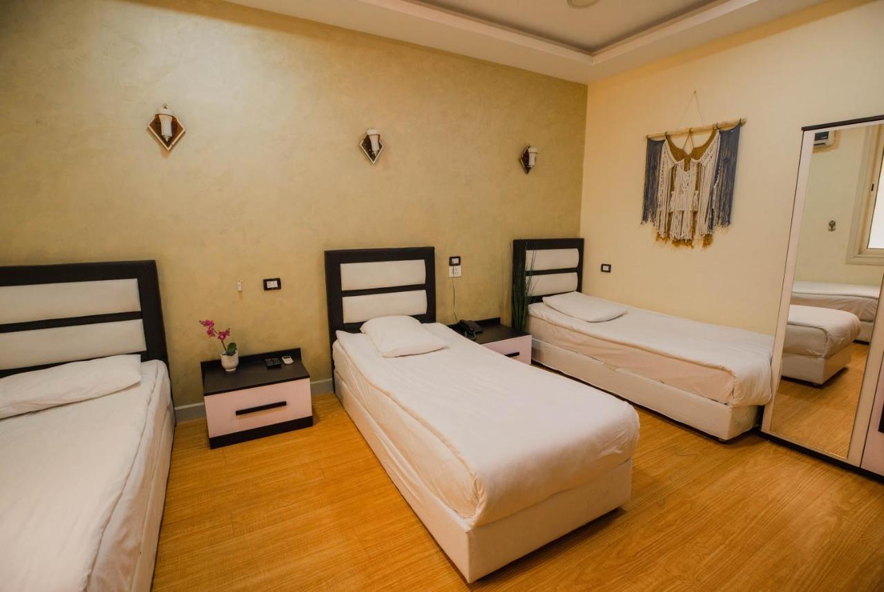 Cairo Capital Plaza Hotel Bagian luar foto