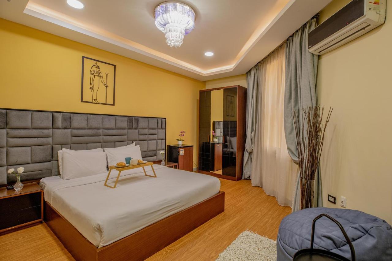 Cairo Capital Plaza Hotel Bagian luar foto