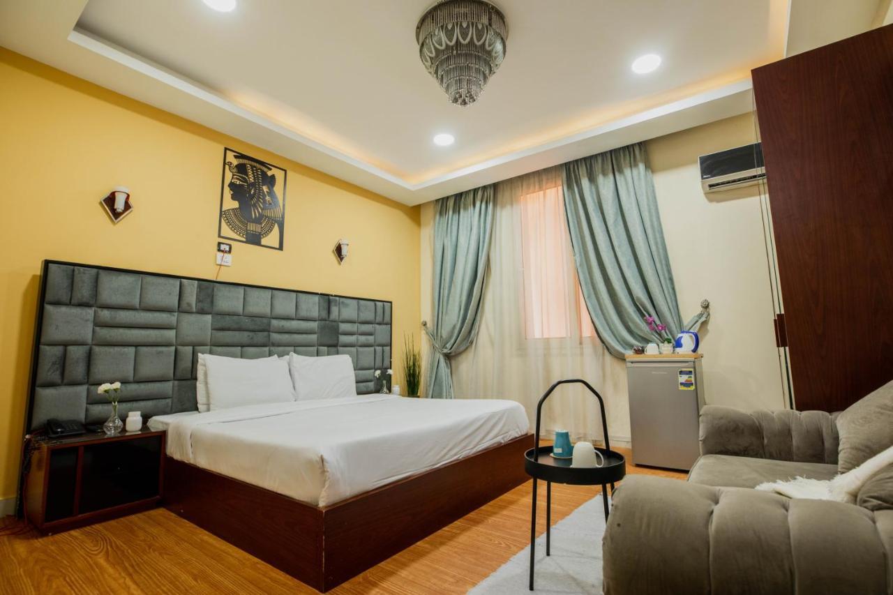 Cairo Capital Plaza Hotel Bagian luar foto