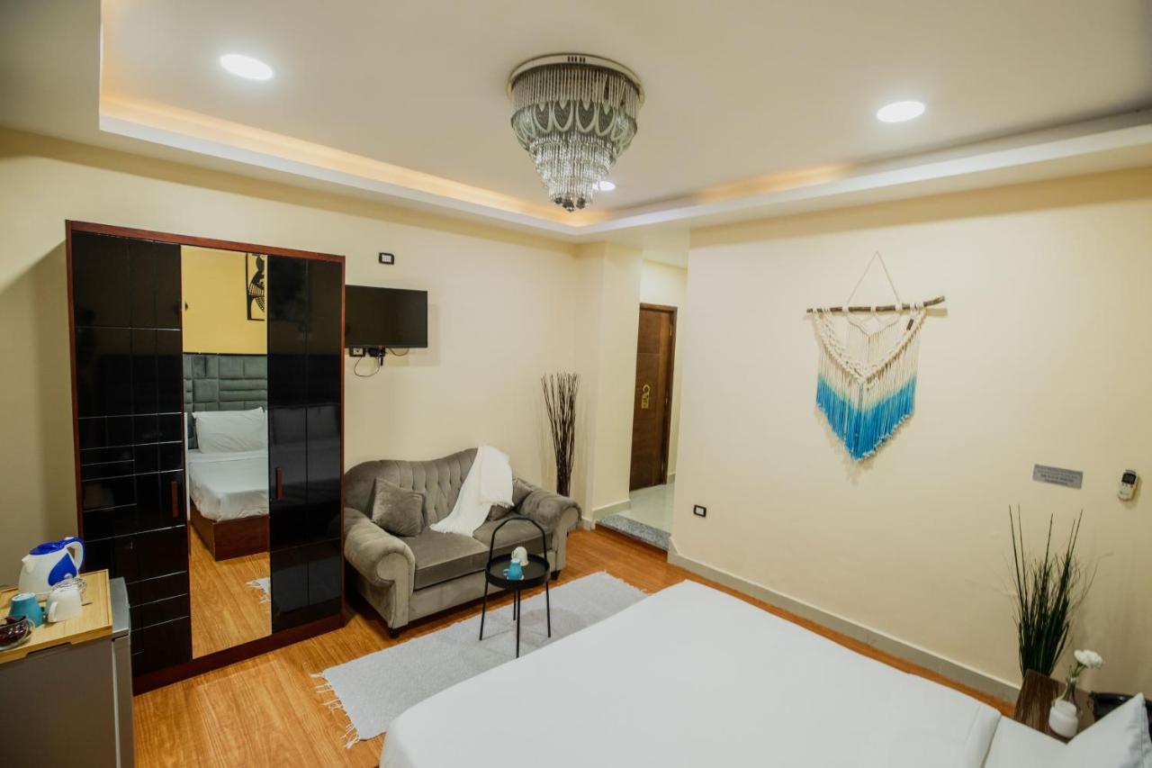 Cairo Capital Plaza Hotel Bagian luar foto