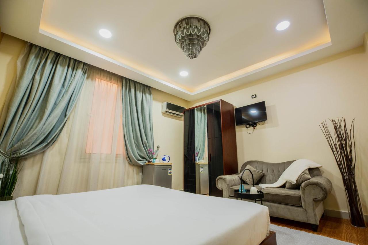 Cairo Capital Plaza Hotel Bagian luar foto