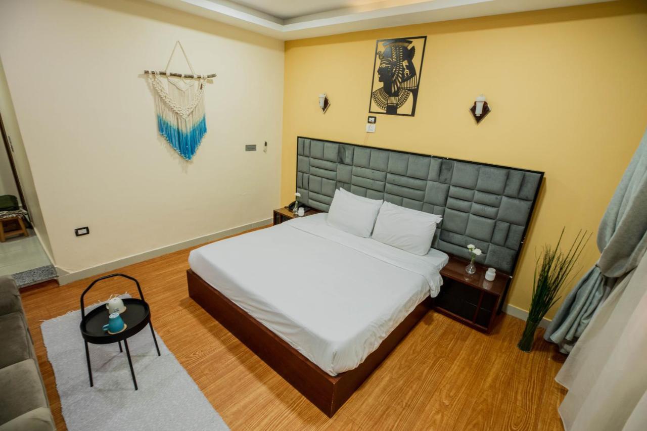 Cairo Capital Plaza Hotel Bagian luar foto