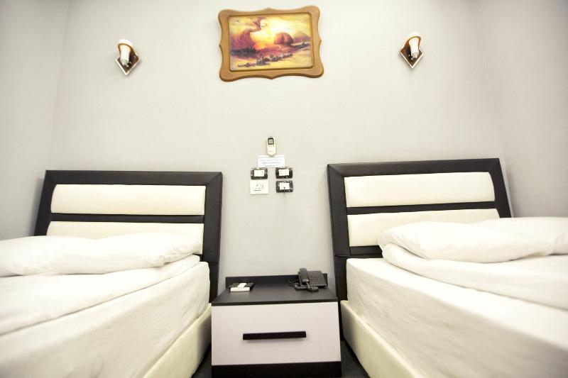 Cairo Capital Plaza Hotel Bagian luar foto