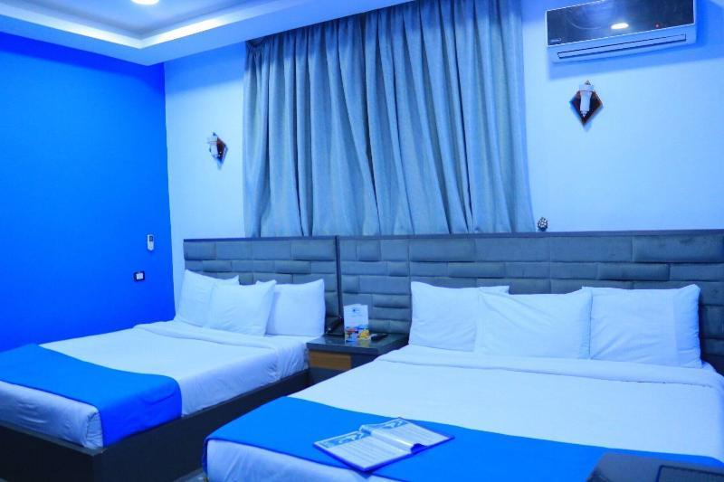 Cairo Capital Plaza Hotel Bagian luar foto